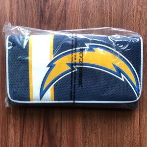 Chargers wallet